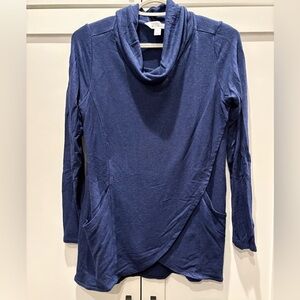 Market & Spruce Navy Long Sleeve Top